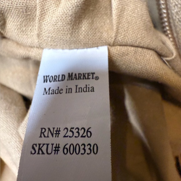 Cost Plus World Market Tan and Cream Shoulder Bag in Woven Aztec Pattern - Picture 7 of 7